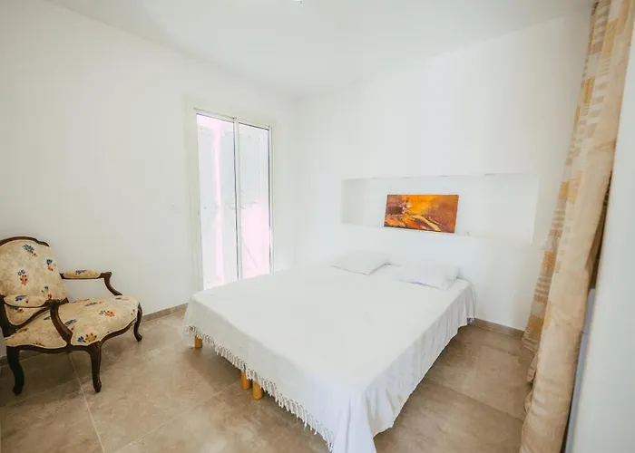 A 2mn De La Du Ruppione *